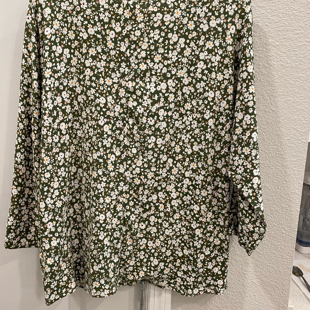 HoneyMe Buttery Soft Top - Picture 4 of 4